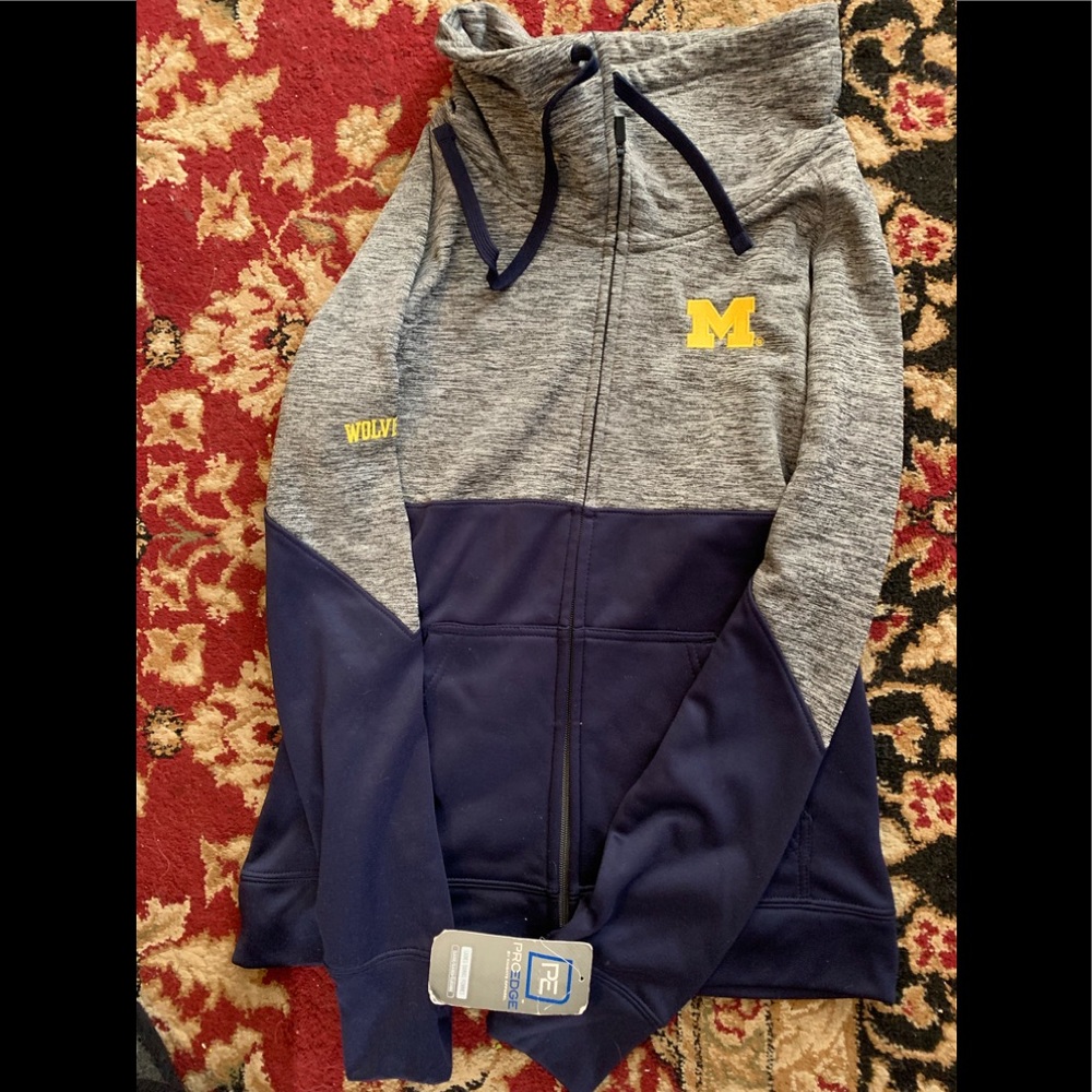 Ladies size medium quarter zip Michigan sweatshirt